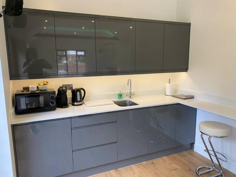 Stansted Airport Luxury Annexe With Parking. Apartment Birchanger ภายนอก รูปภาพ
