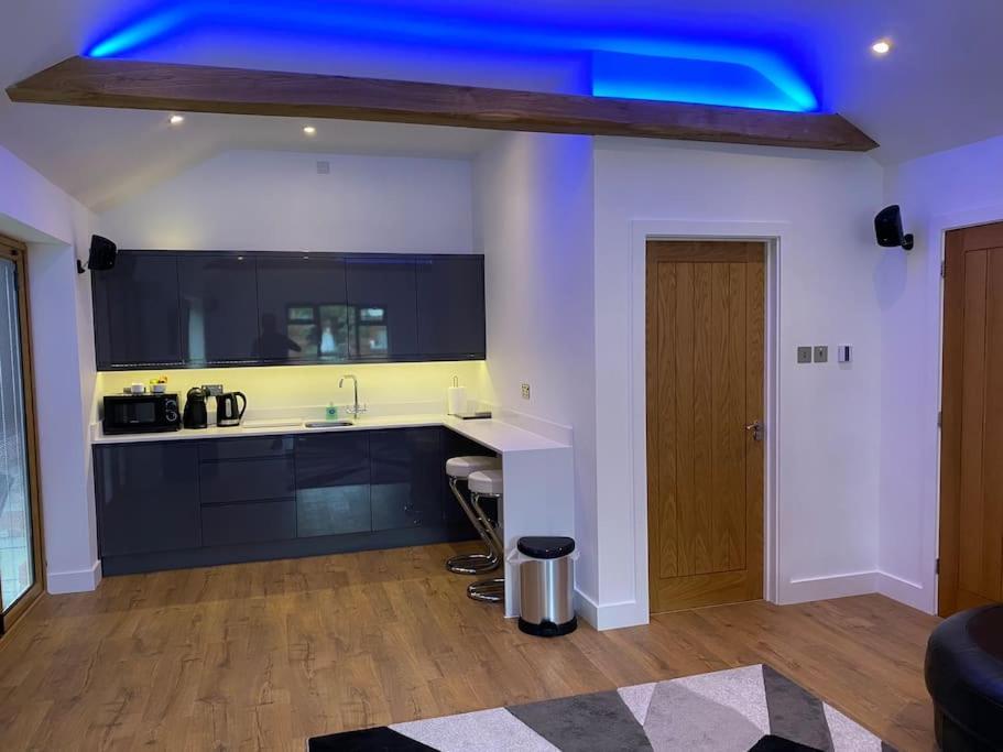 Stansted Airport Luxury Annexe With Parking. Apartment Birchanger ภายนอก รูปภาพ